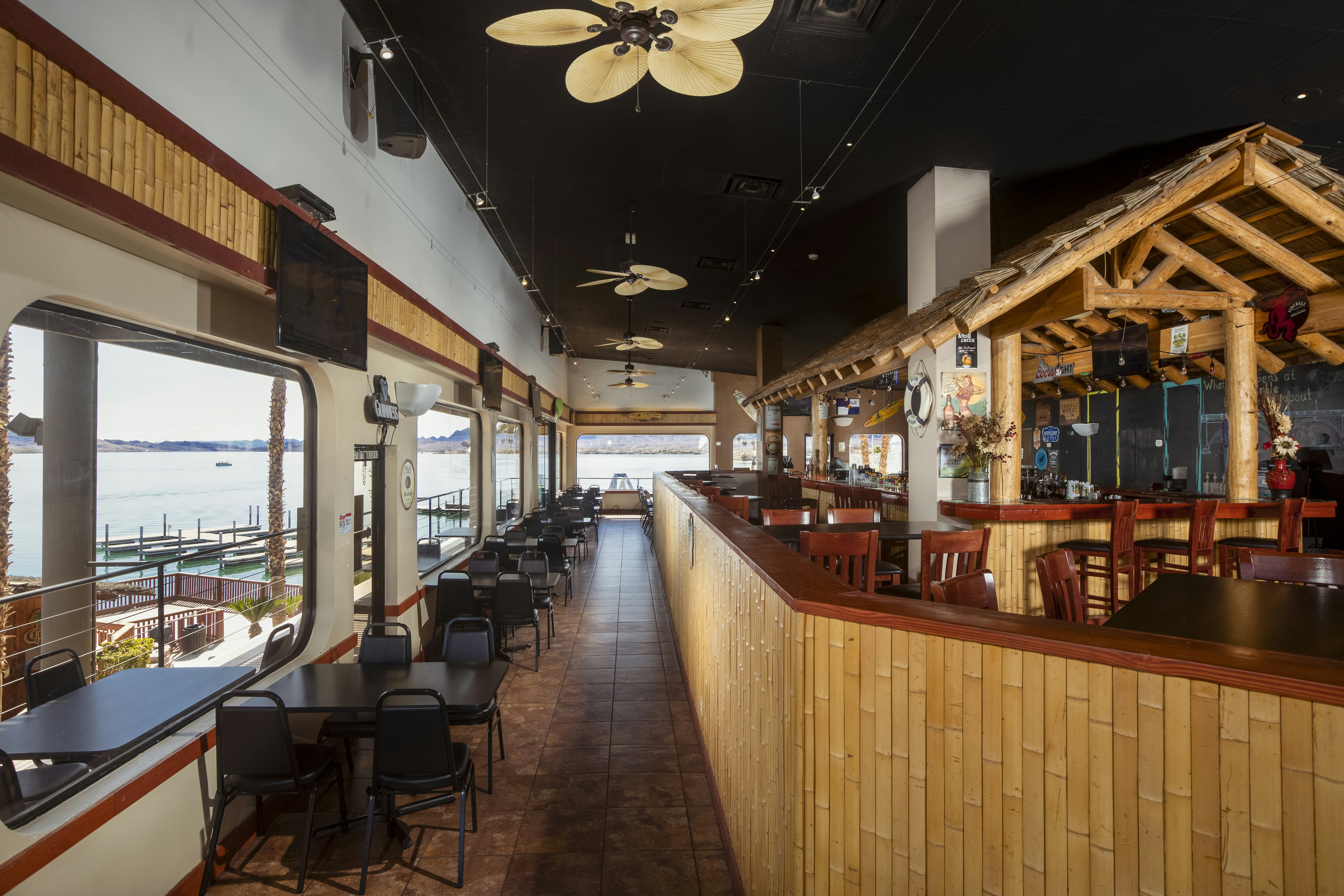 The Nautical Beachfront Resort 50/70
