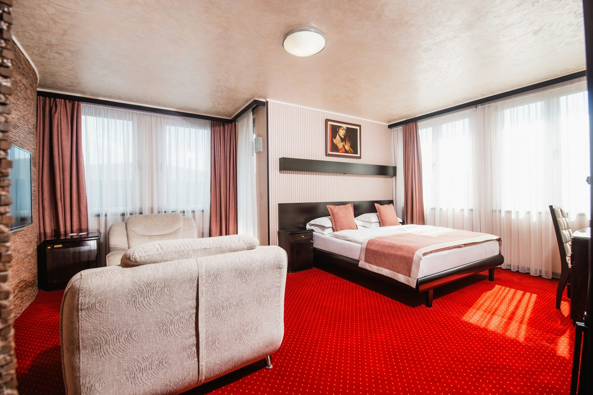 Prezident Hotel 6/75