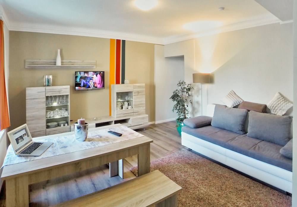 HOTEL MAURER 23/50