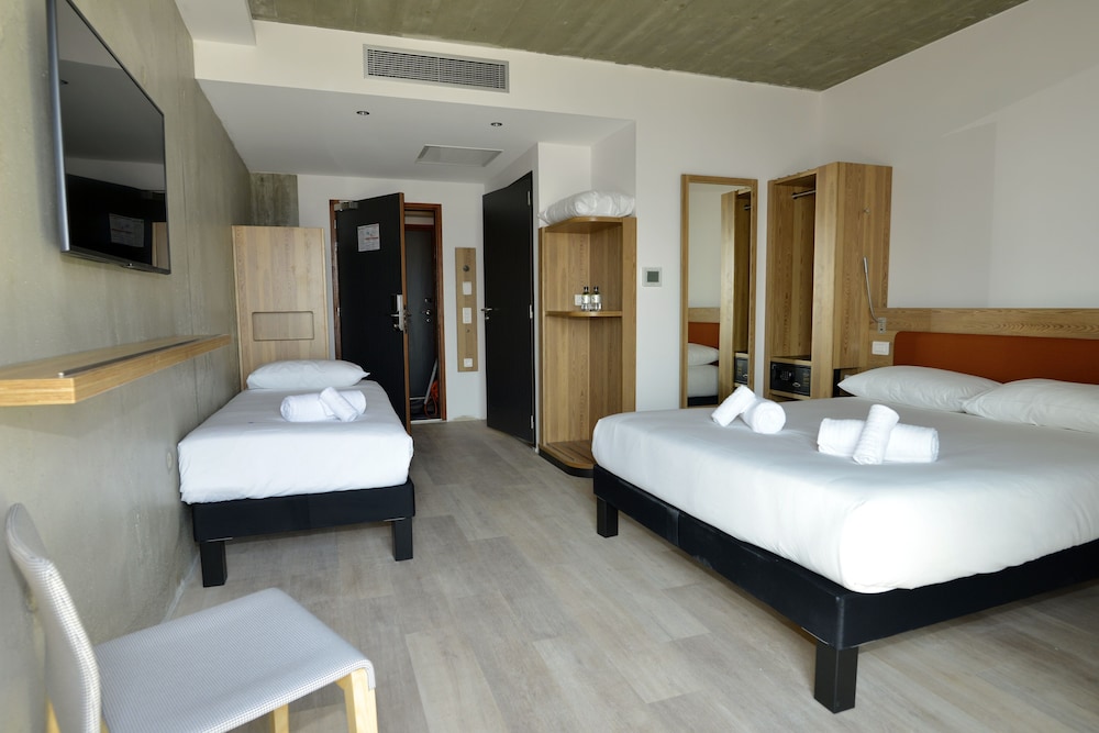 ibis Styles Ajaccio Napoleon 13/65