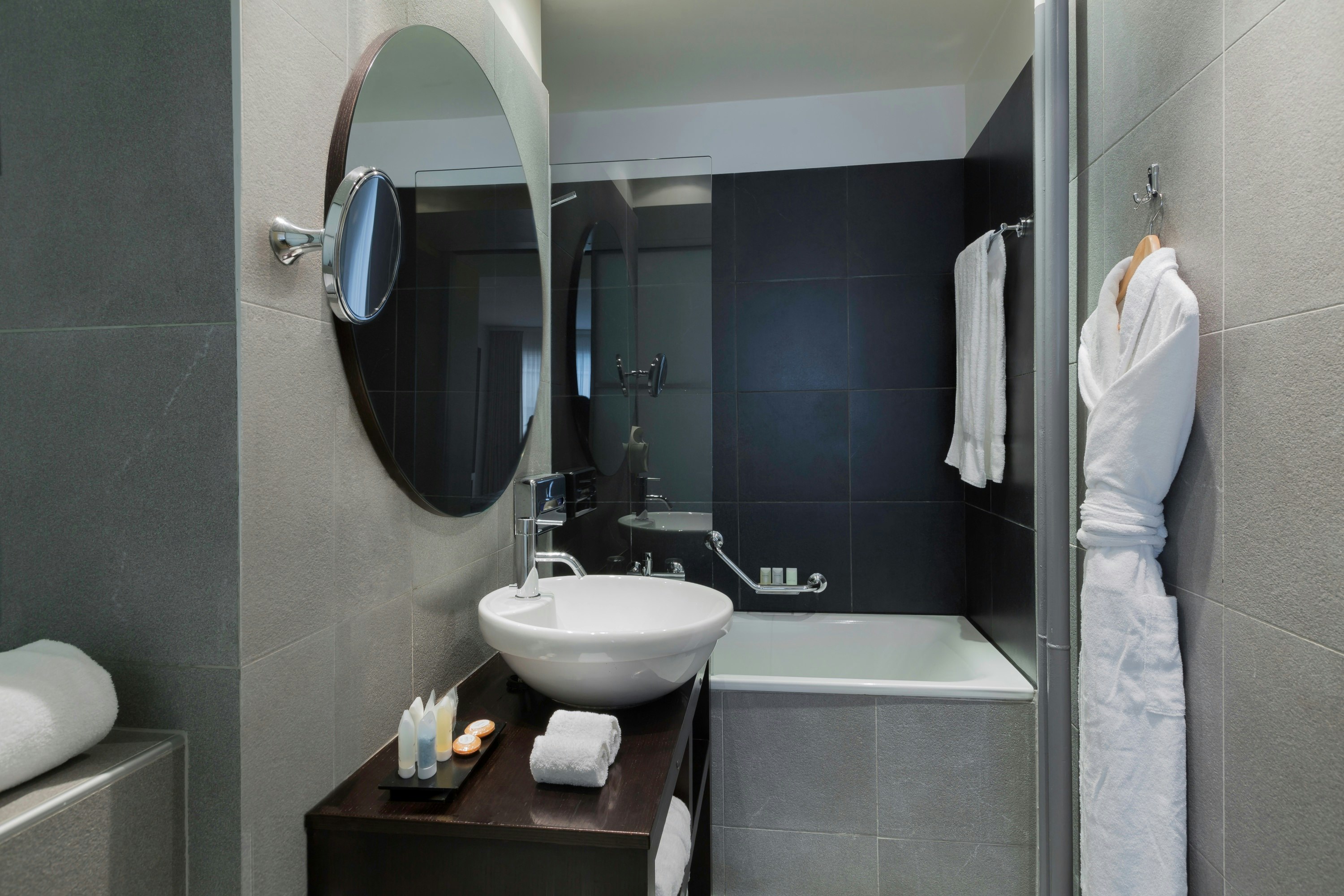 Hotel Jade Geneva 50/51