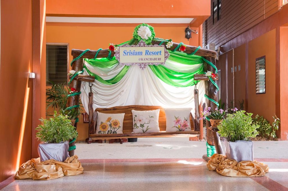 Srisiam Resort 48/74