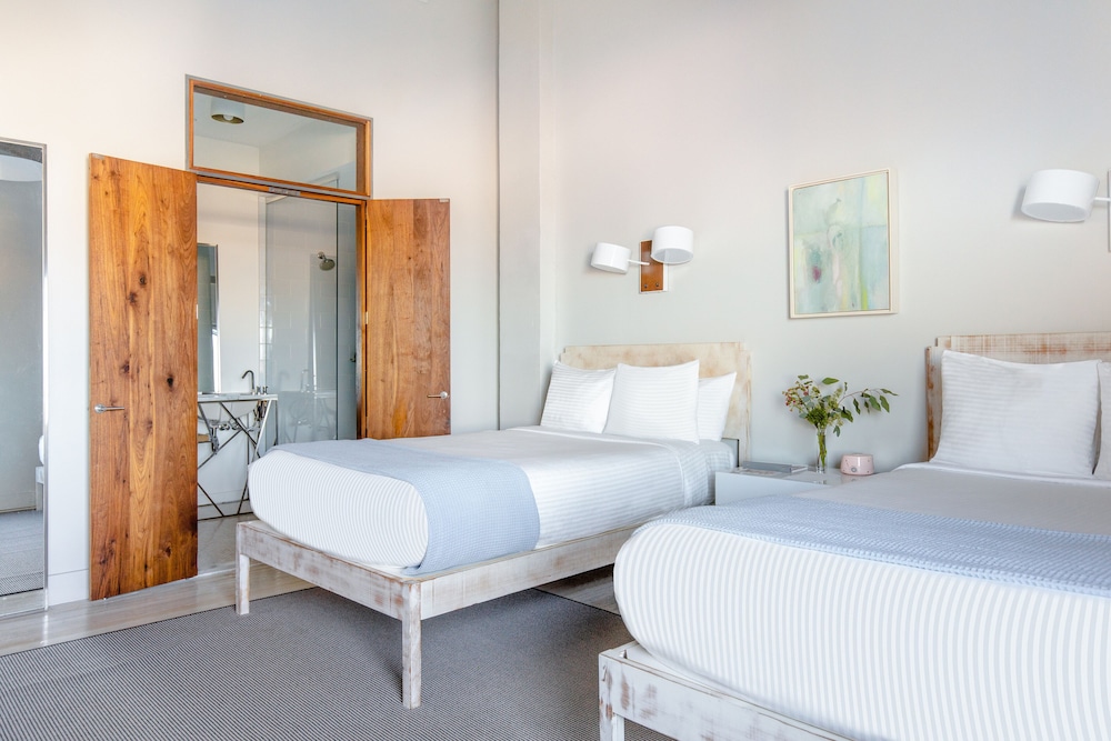 ROOM, 2 DOUBLE BEDS, ACCESSIBLE