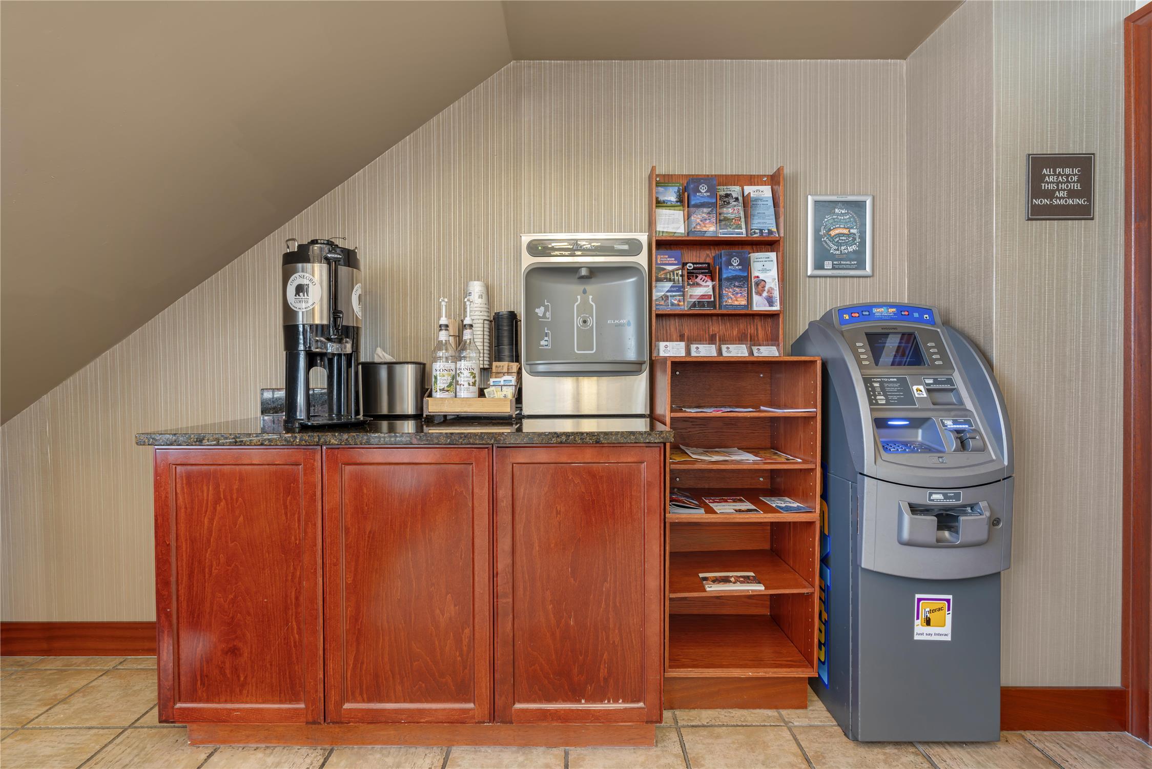 Best Western Plus Baker Street Inn 11/68