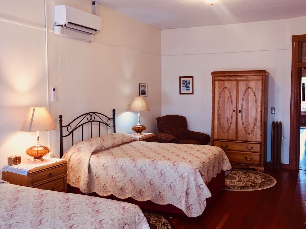 Historic Capitol Hotel Vacation Suites 5/32