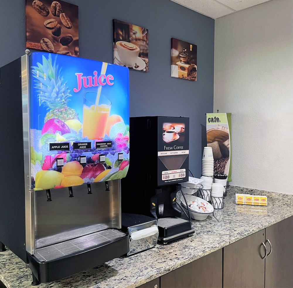 Microtel Inn & Suites By Wyndham Michigan City 28/34