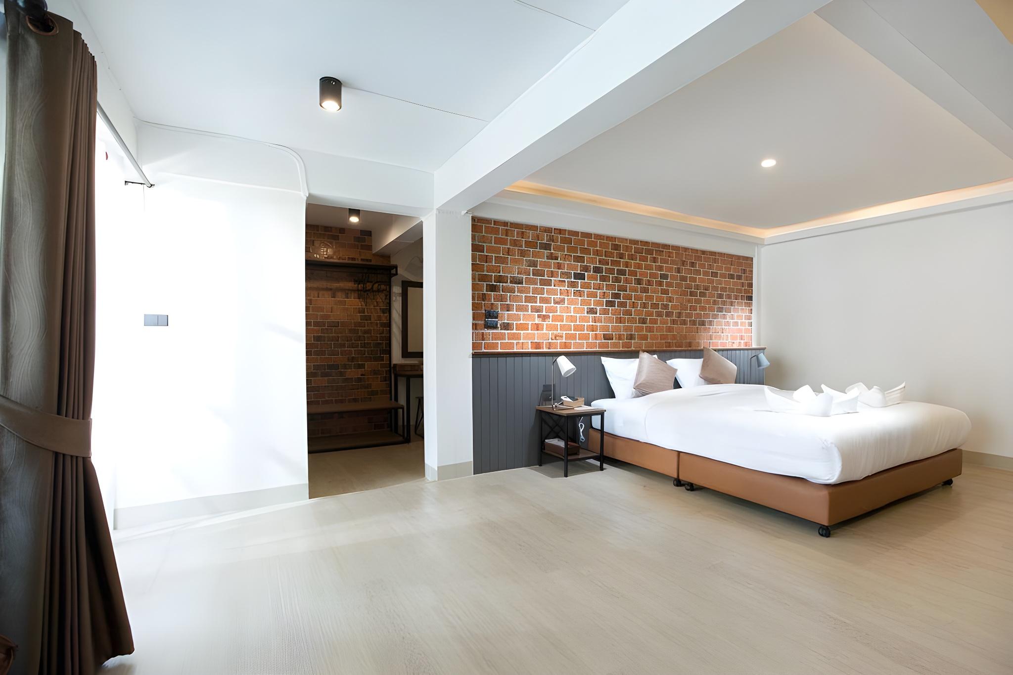 Deluxe Kitchenette