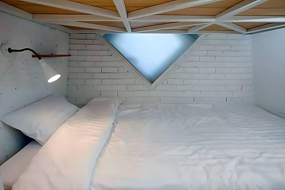 Mir Guesthouse Jeju Branch 29/49