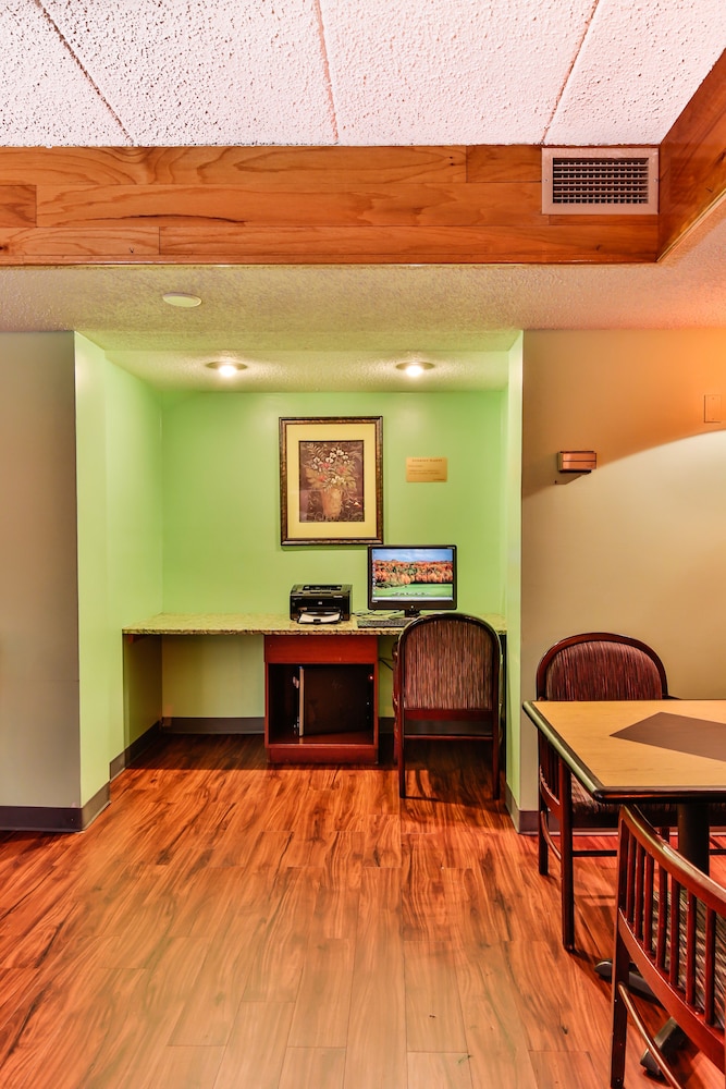 The View Inn Suites Hotel 50/69