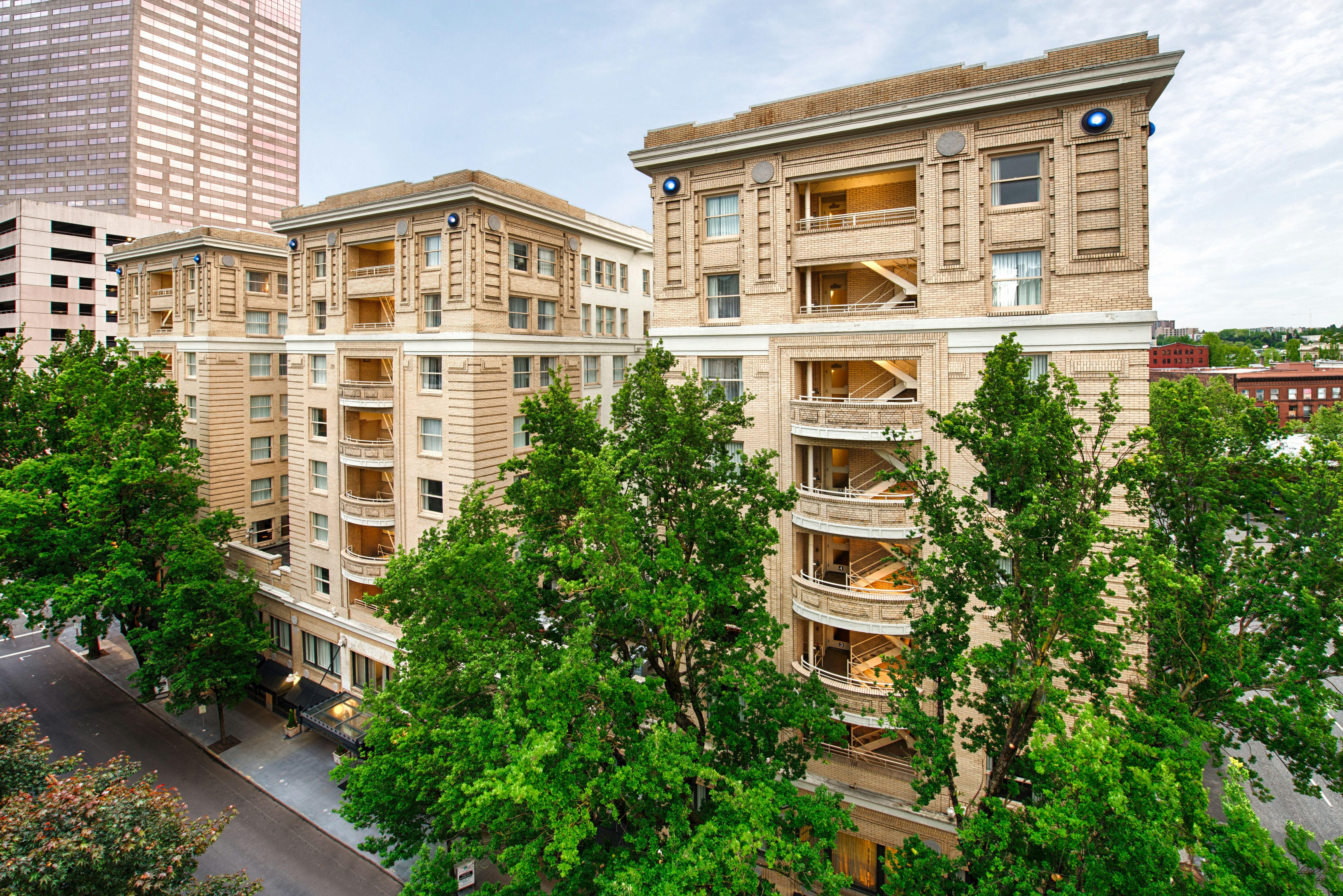 Embassy Suites By Hilton Portland Downtown 6/80