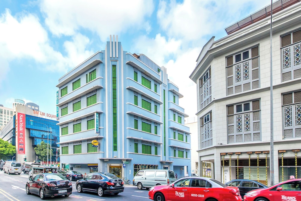 Hotel 81 Rochor 17/18