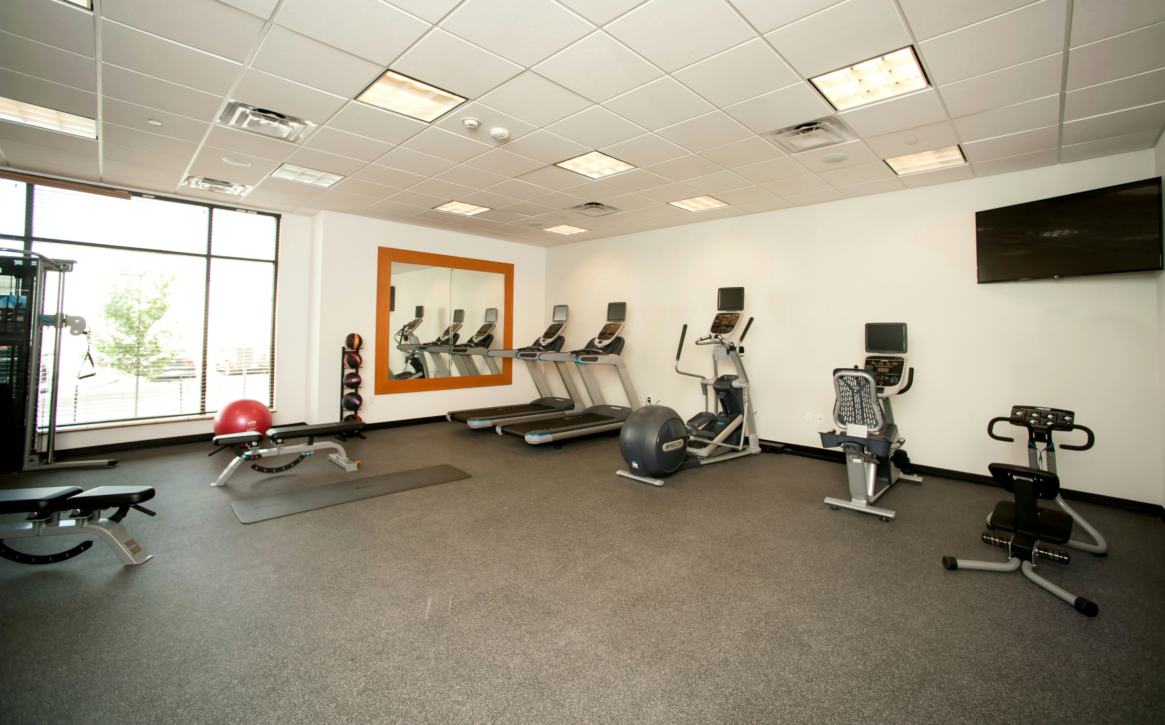 HILTON GARDEN INN SAN ANTONIO-LIVE OAK CONFERENCE CENTER 42/76