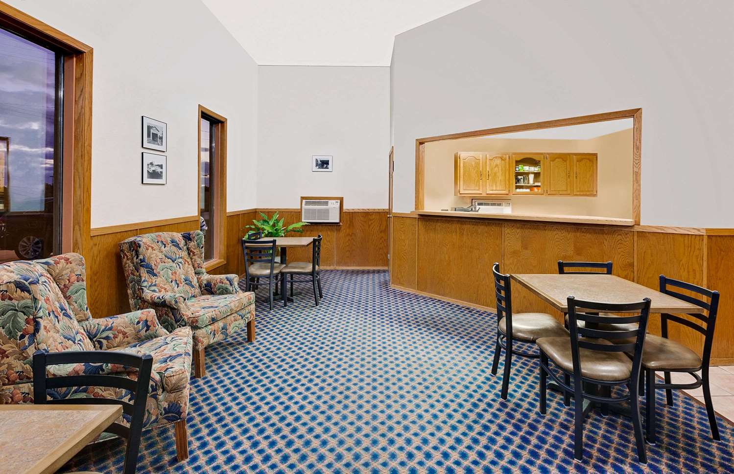 Super 8 By Wyndham Keokuk 13/21