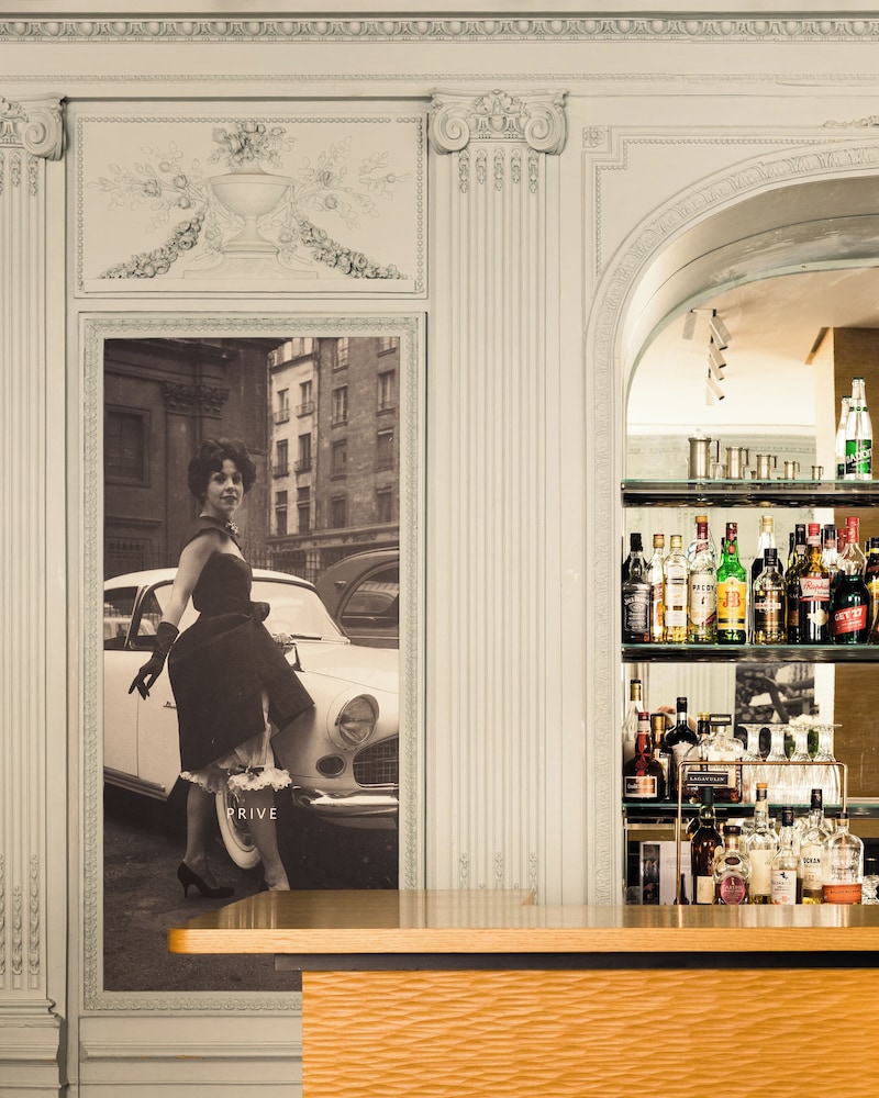 Hotel Royal Saint Honore 8/60