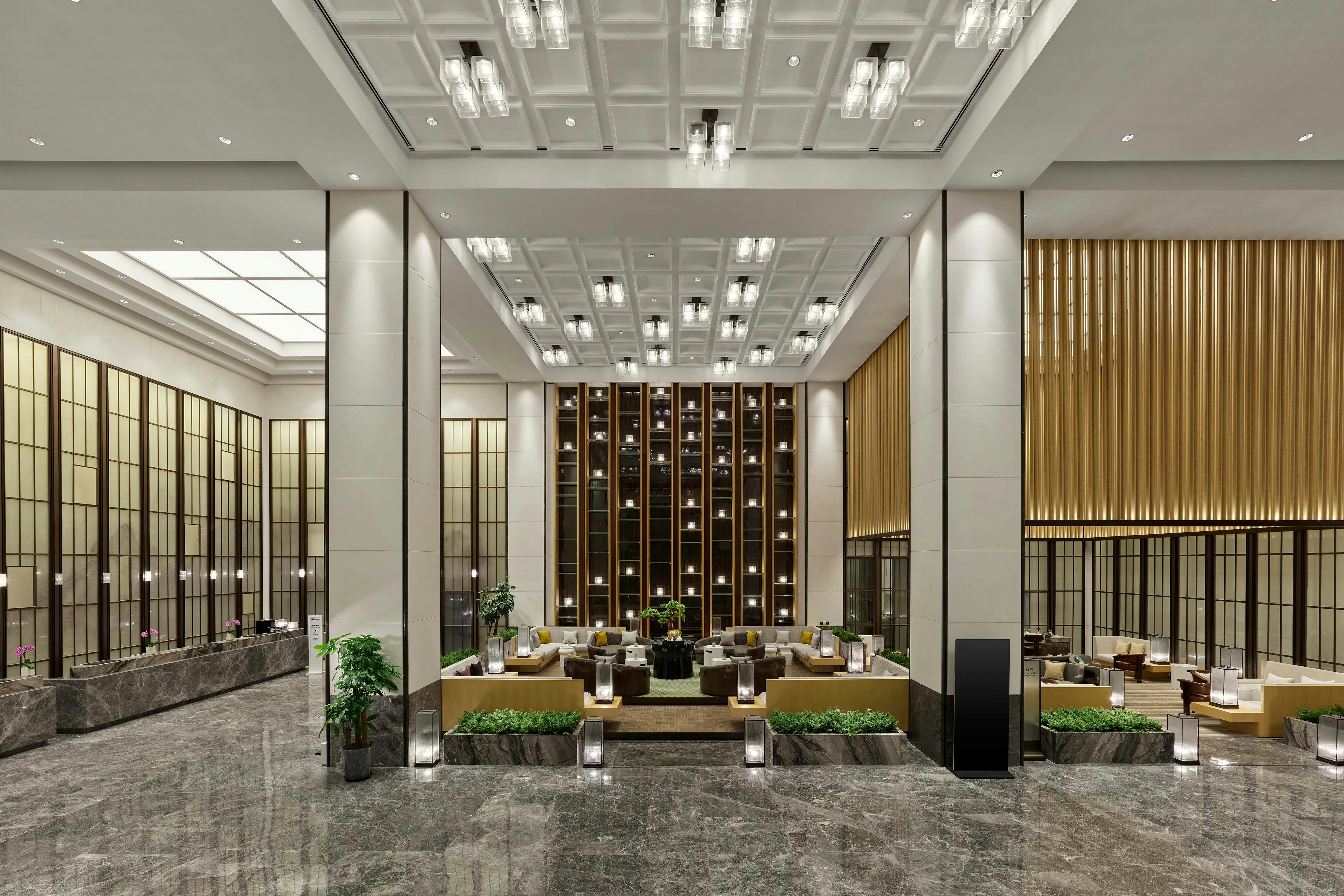 Hilton Suzhou Yinshan Lake 35/72