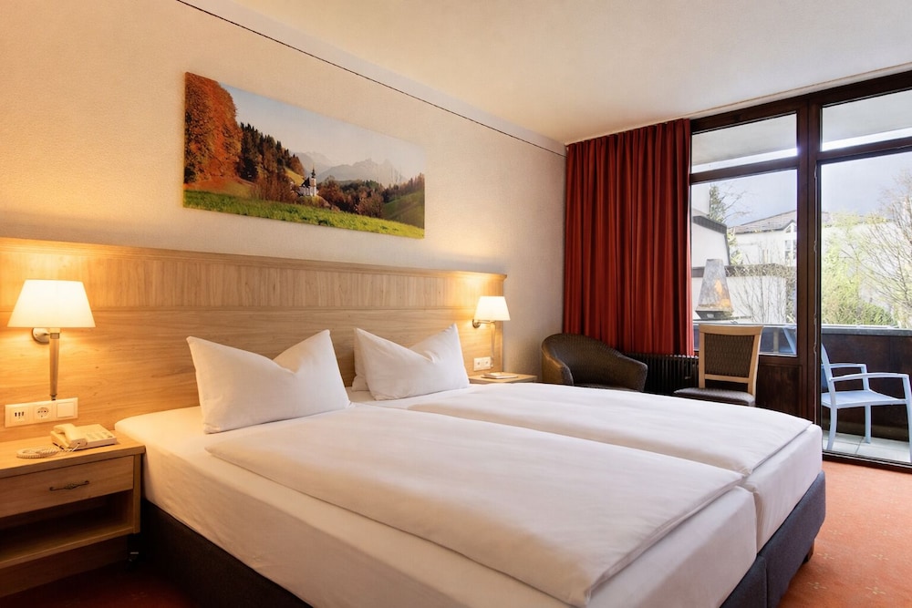 Amber Hotel Bavaria 12/47