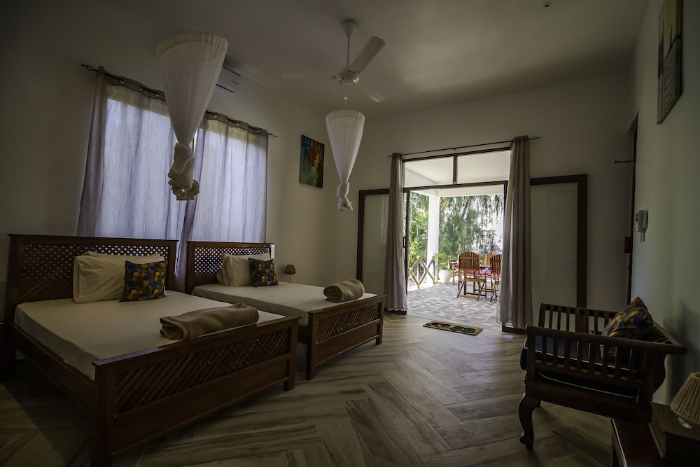 Pongwe Beach Hotel 24/50