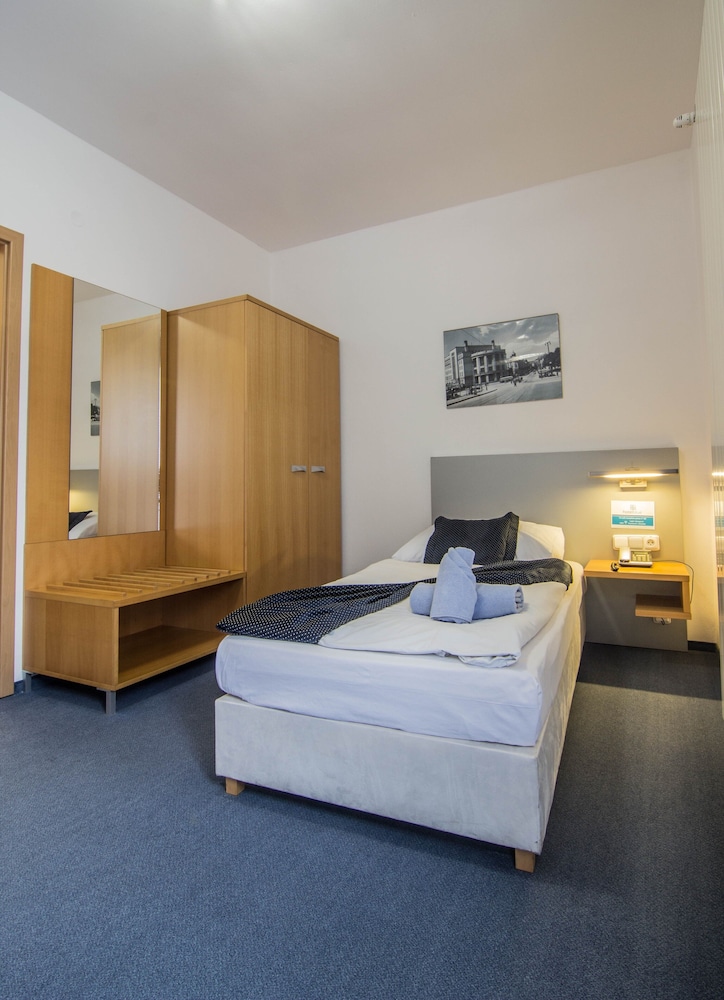 Hotel Blue Garni 16/58