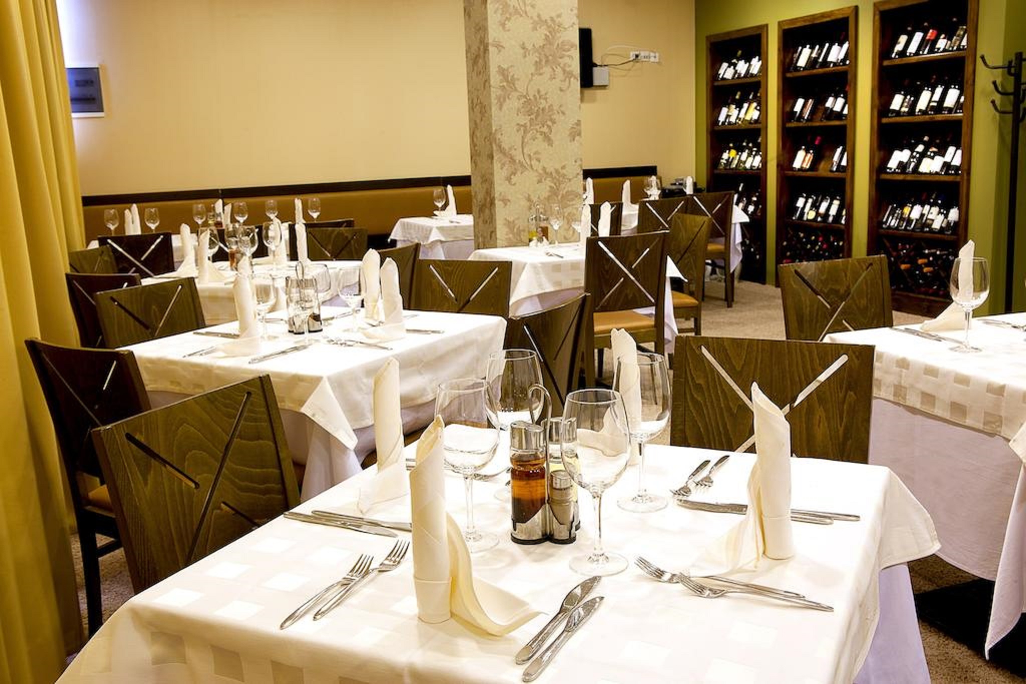 MURITE CLUB HOTEL(FORMERLY White Fir Valley Resort) 44/60