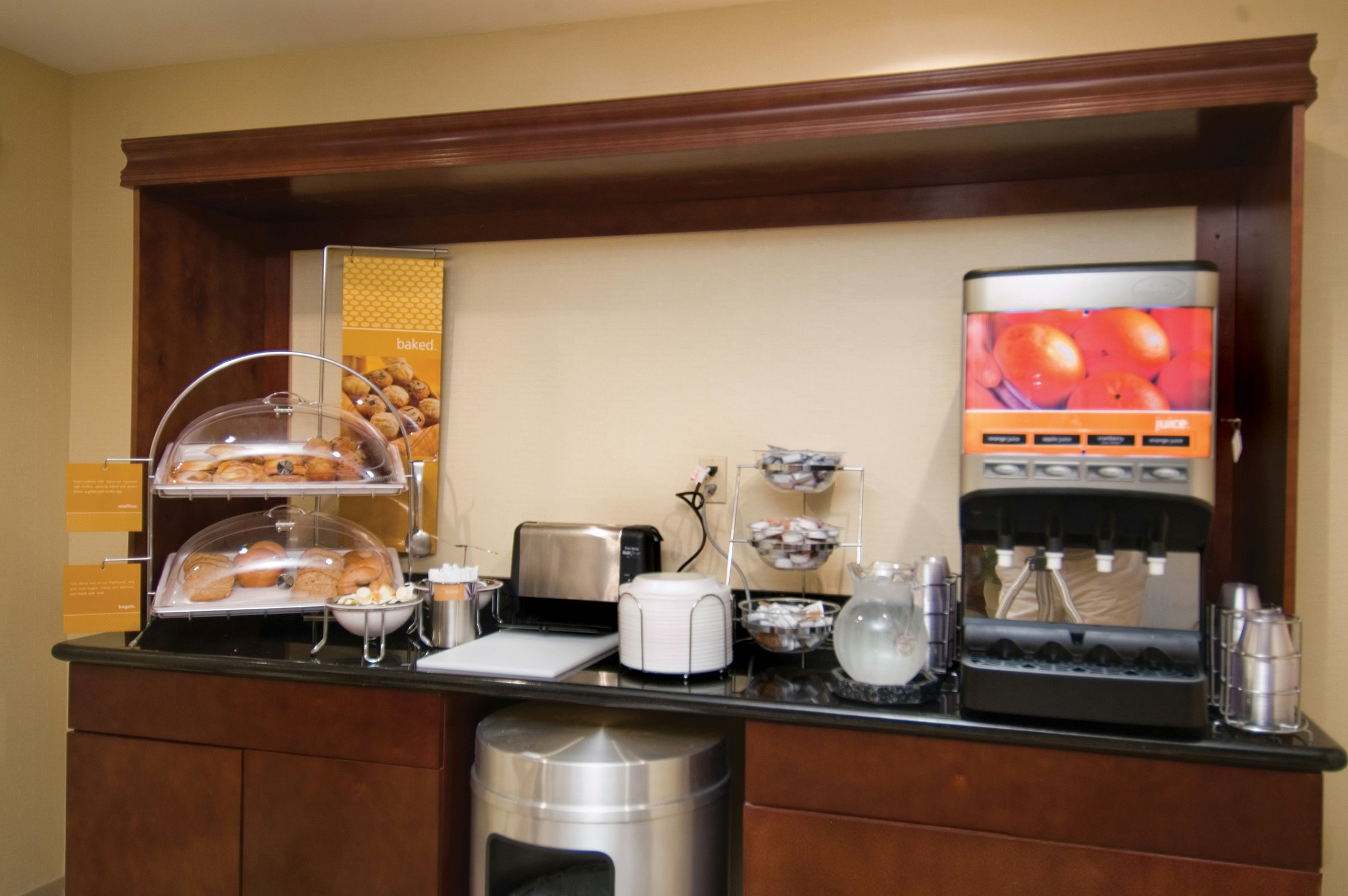 Hampton Inn Suites Baton Rouge Port Allen 8/13