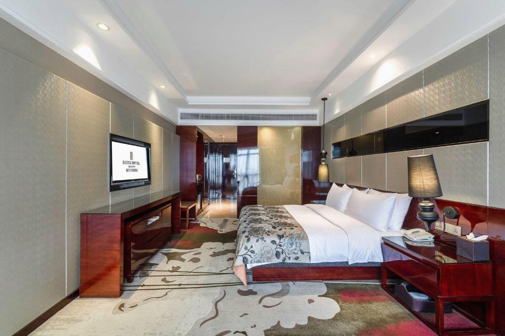 Rezen Kingtown Hotel (Chongqing Liangjiang New District) 12/58