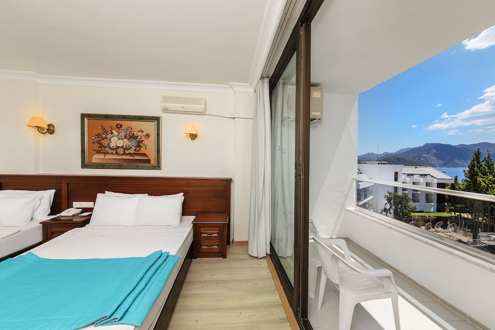 Kaya Maris Hotel 17/50
