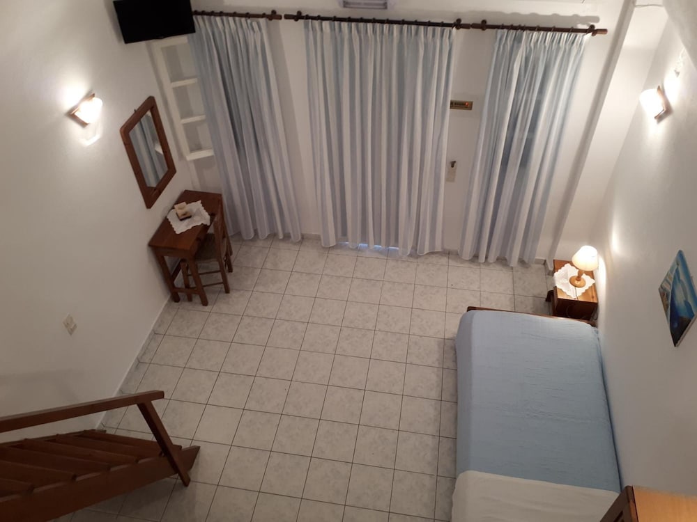 HOTEL AGUAS CLARAS 20/50