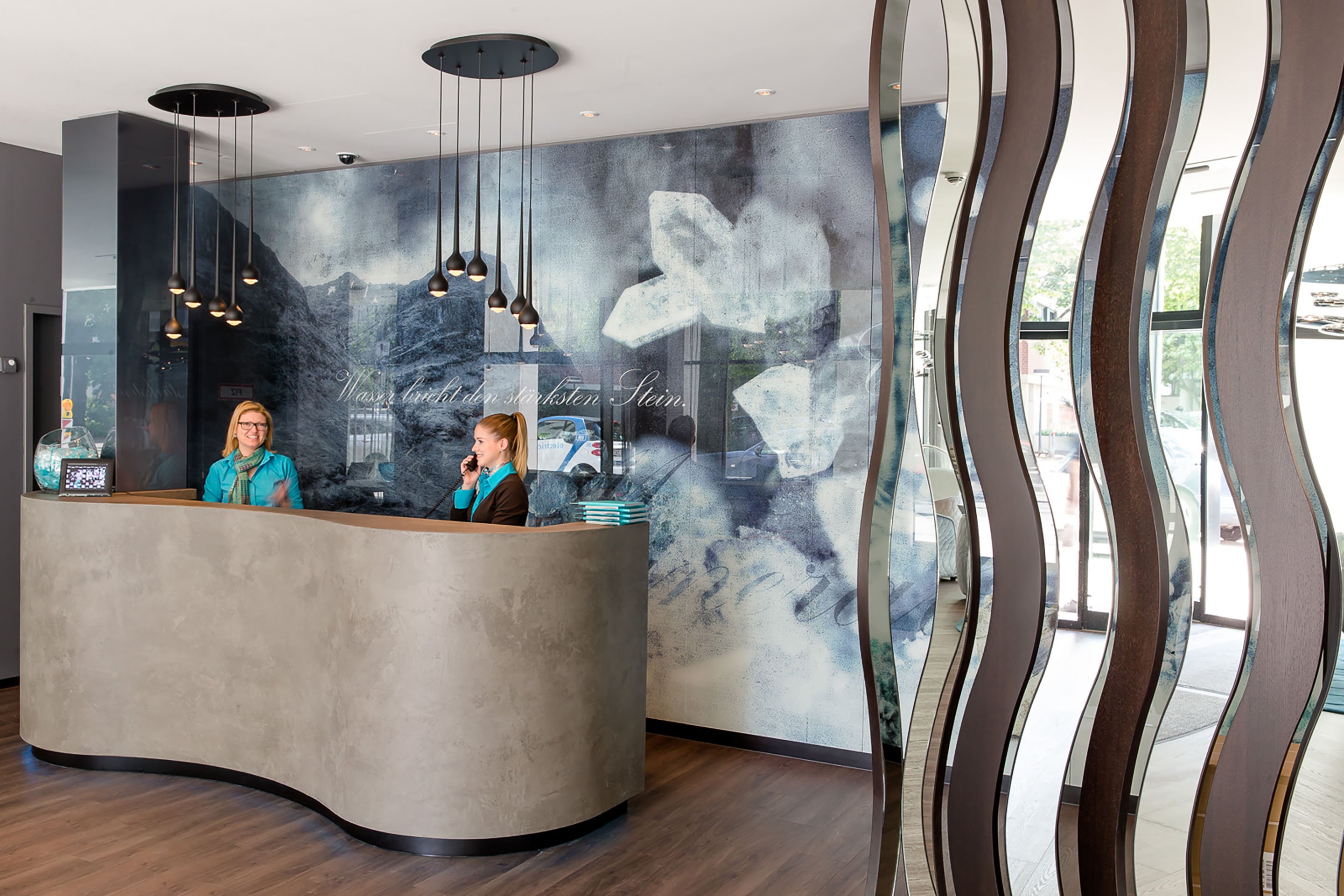 Hotel Motel One Stuttgart-Bad Cannstatt 3/24