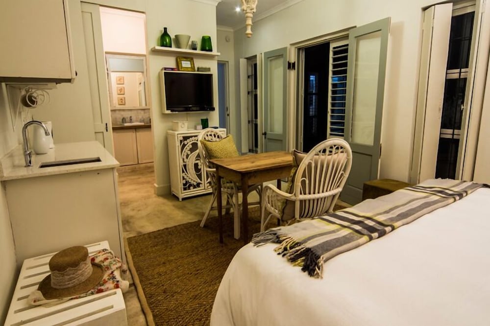 Maison - H Guest House 25/50