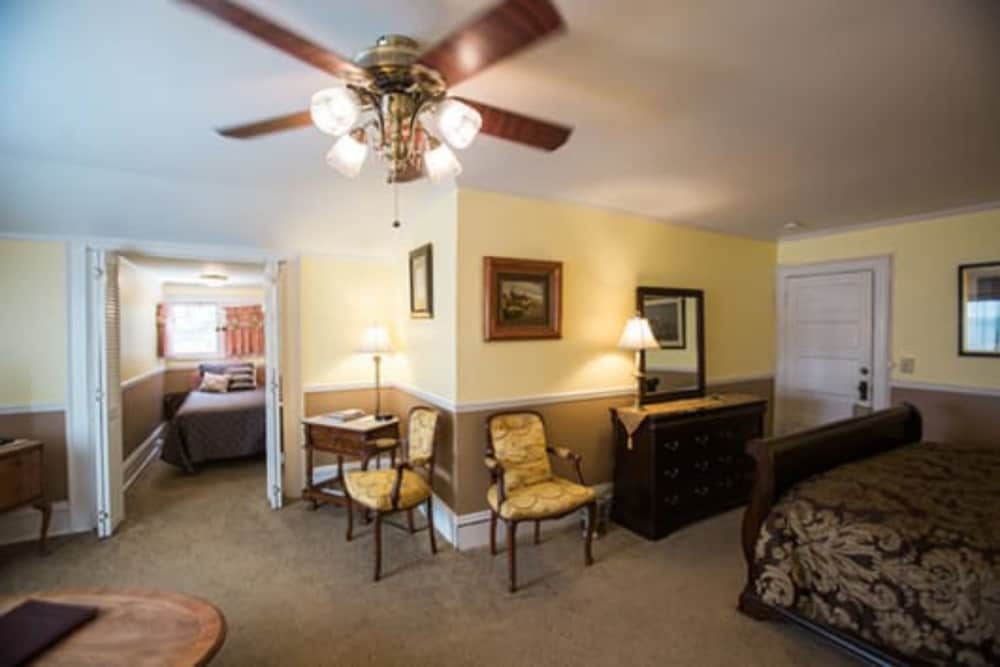 Albemarle Inn 55/79