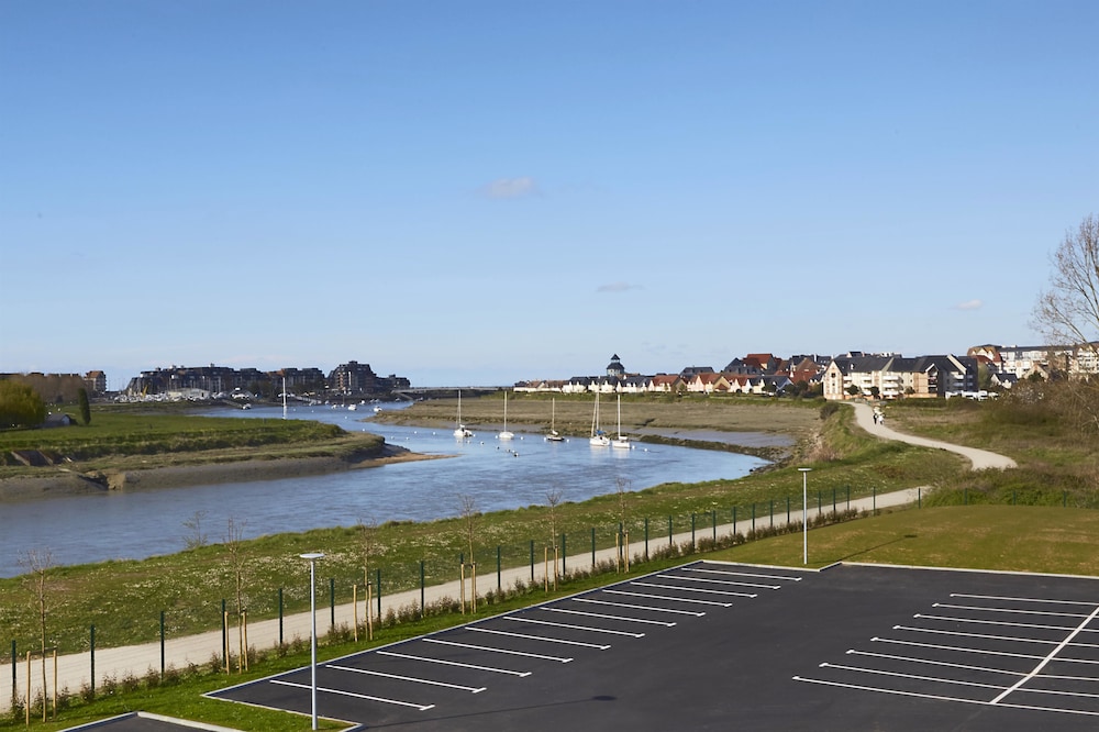 Kyriad Prestige Residence Cabourg - Dives-Sur-Mer 45/47