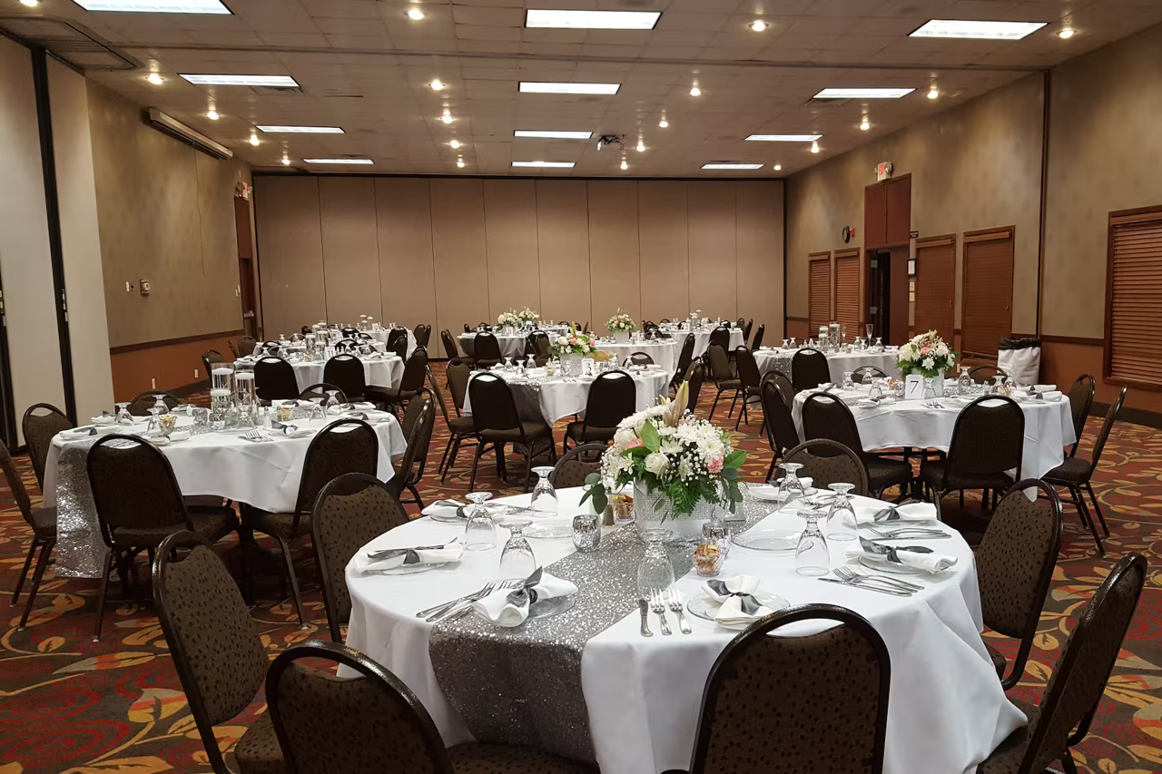 Alexandria Hotel & Conference Center 26/28