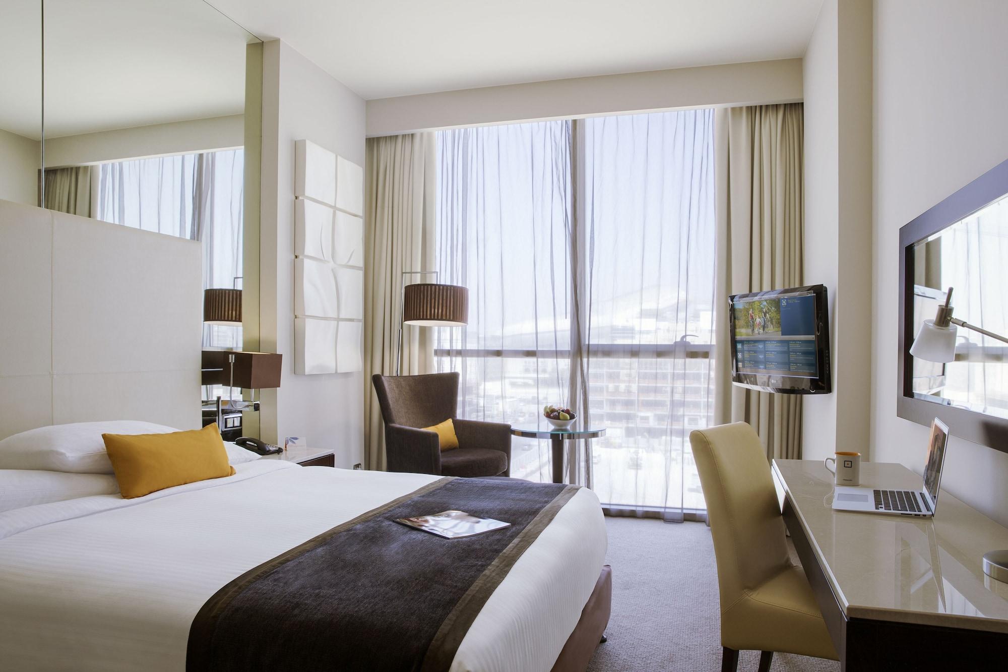 Connecting, Family, Multiple Beds