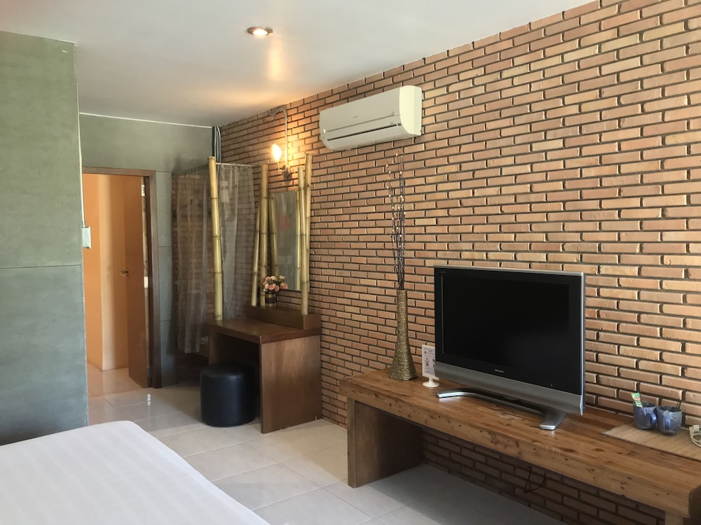 Cafe@Luv22 Guest House 49/67