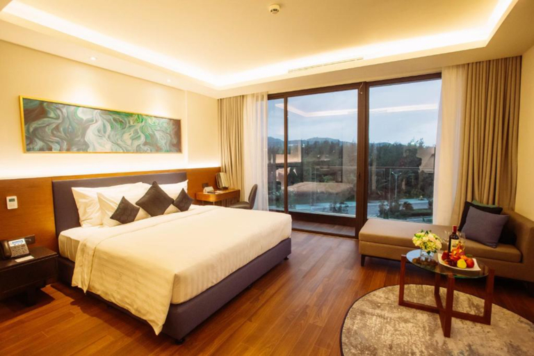 Grand, Ocean, Suite
