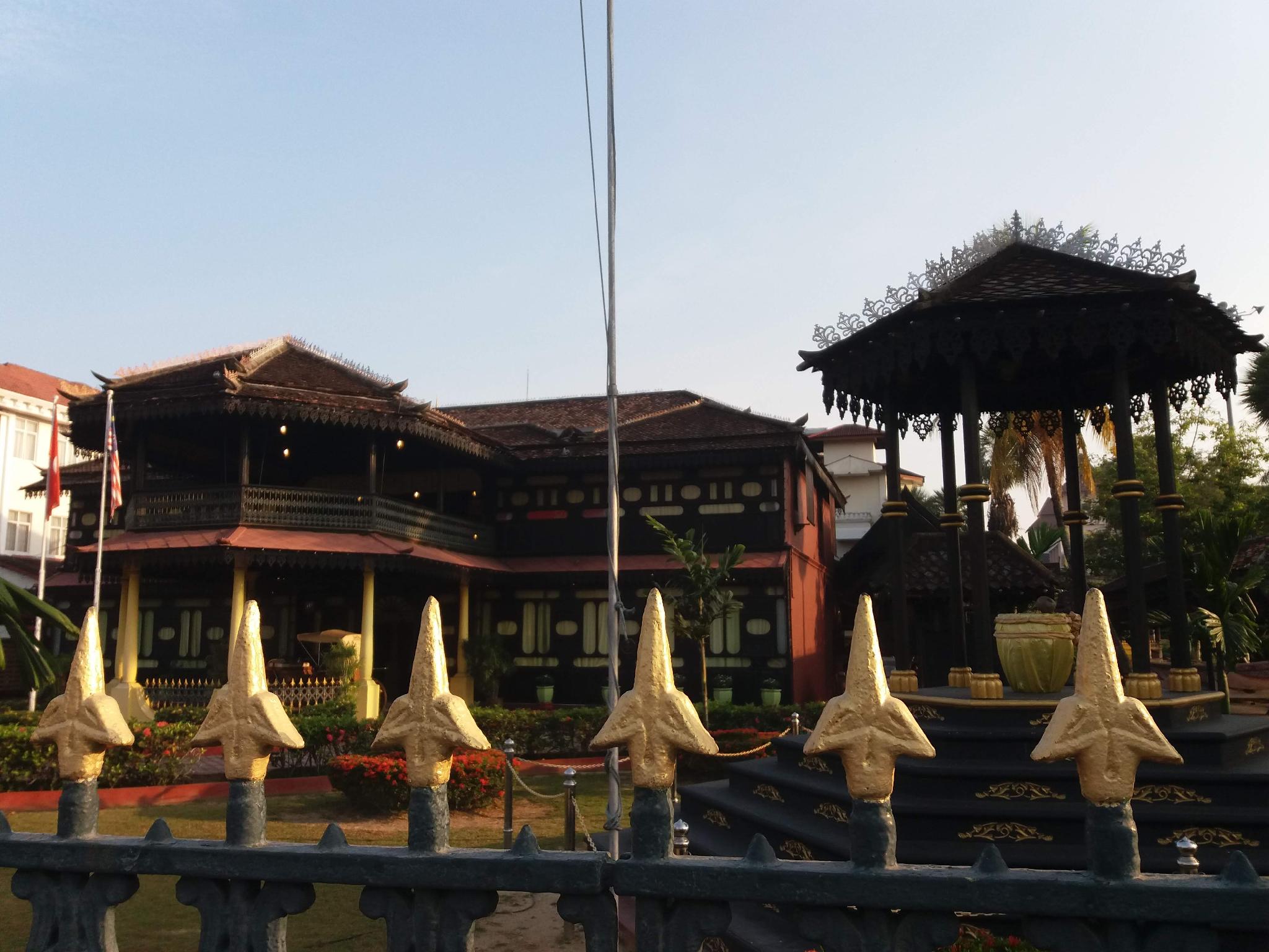 Suria Hotel Kota Bharu 7/44