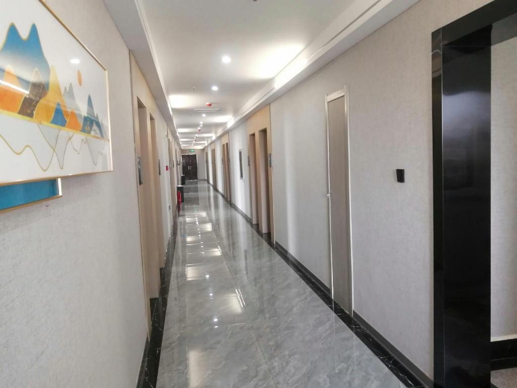 Thank Inn Hotel Shanxi Yulin Yuyang District Railway Station 1/49