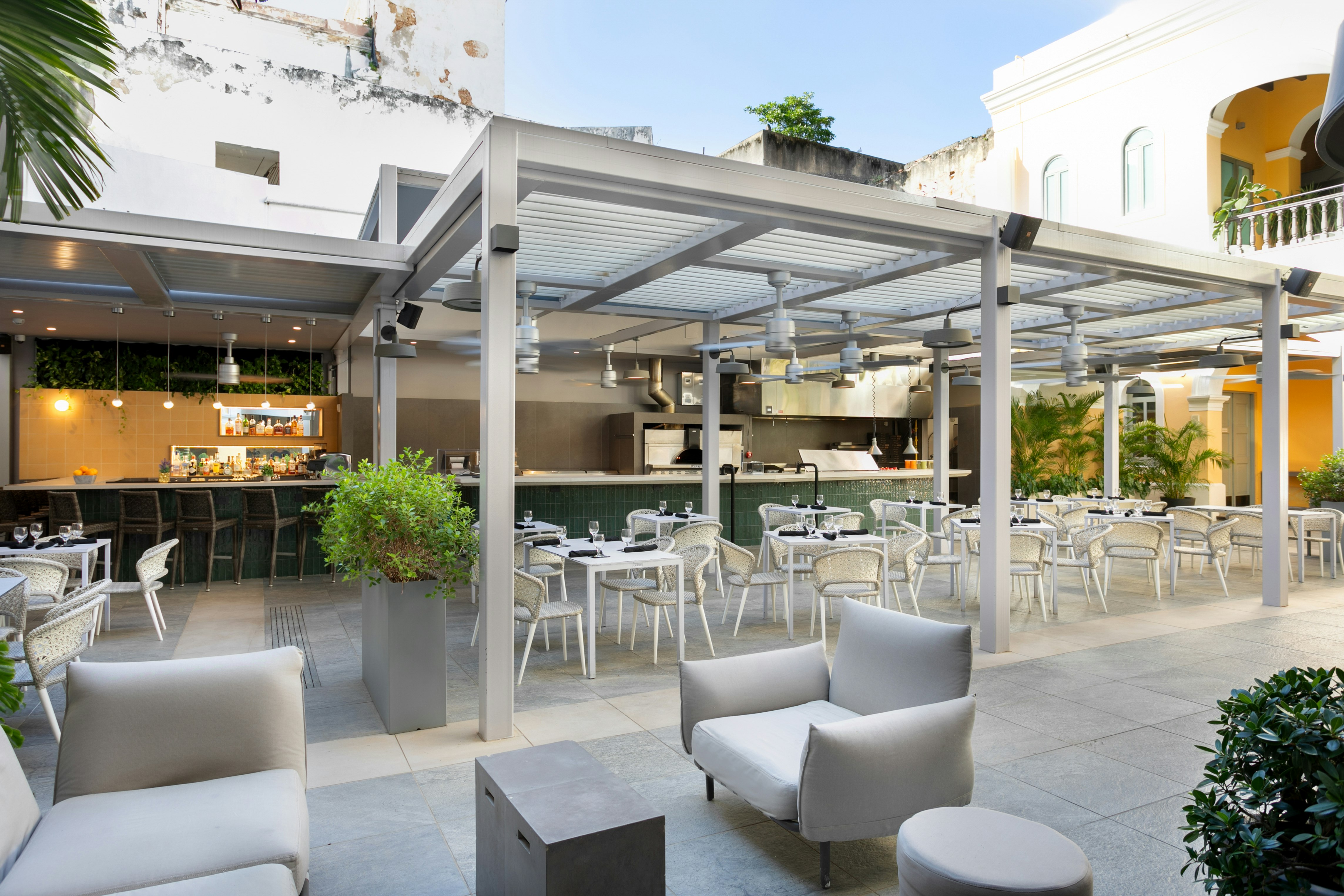 Palacio Provincial San Juan, Curio Collection by Hilton 4/45