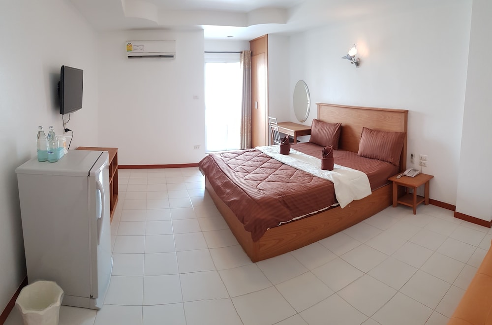 Bt Grand Condotel 17/64