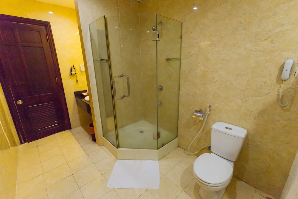 Thien An Riverside Hotel 47/50