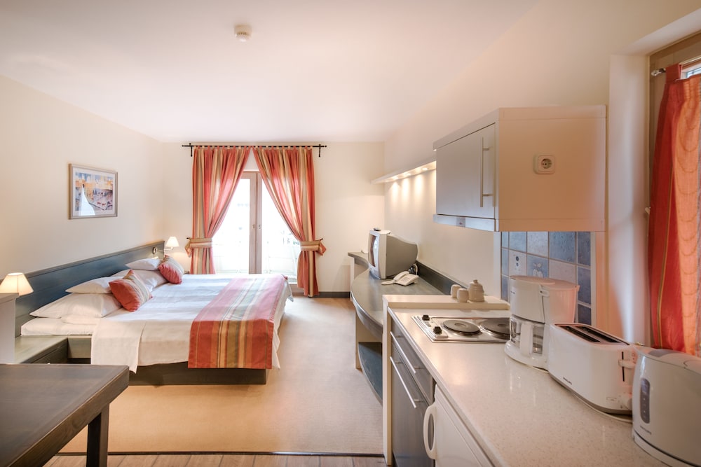 Aparthotel Kalma 8/43