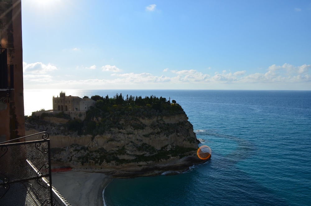 Hotel Villa Antica Tropea 38/50