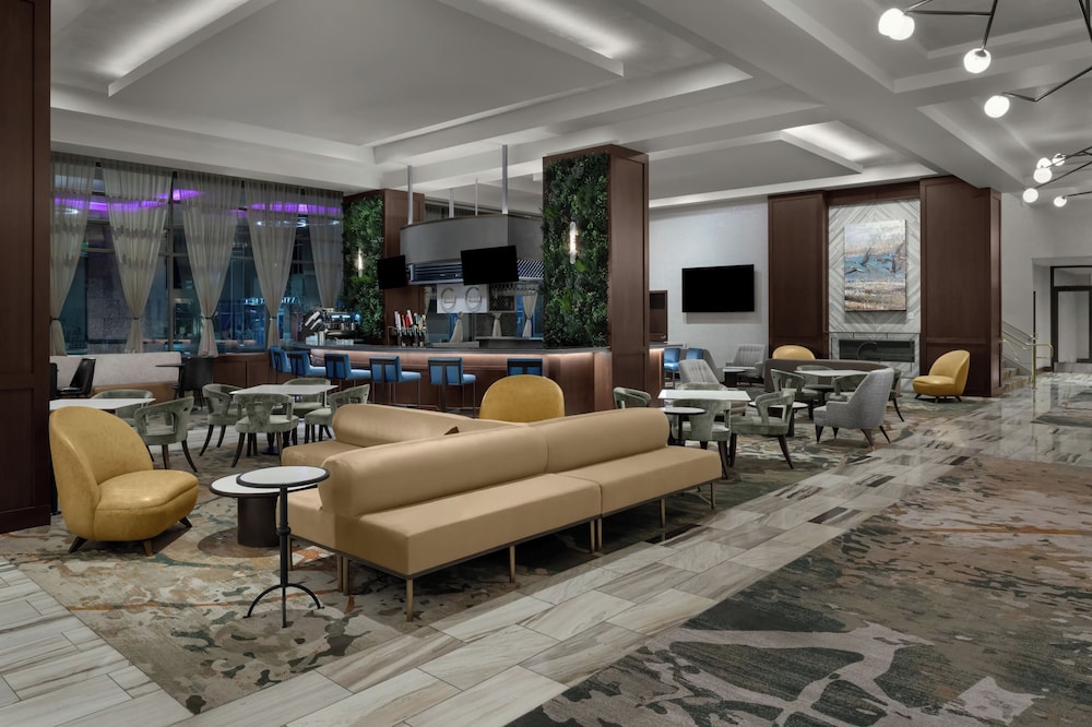 The Grove Hotel 55/75
