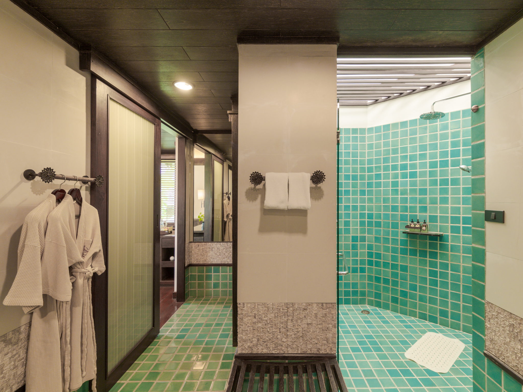 Deluxe Cottage Hillside, Le Vimarn Cottages And Spa 6/7