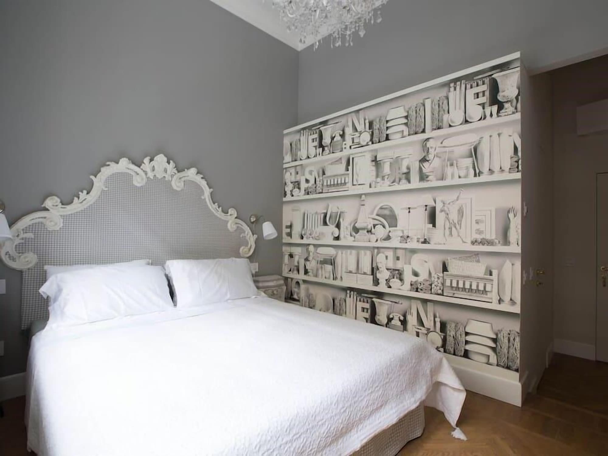 DELUXE, DOUBLE BED, CITY VIEW