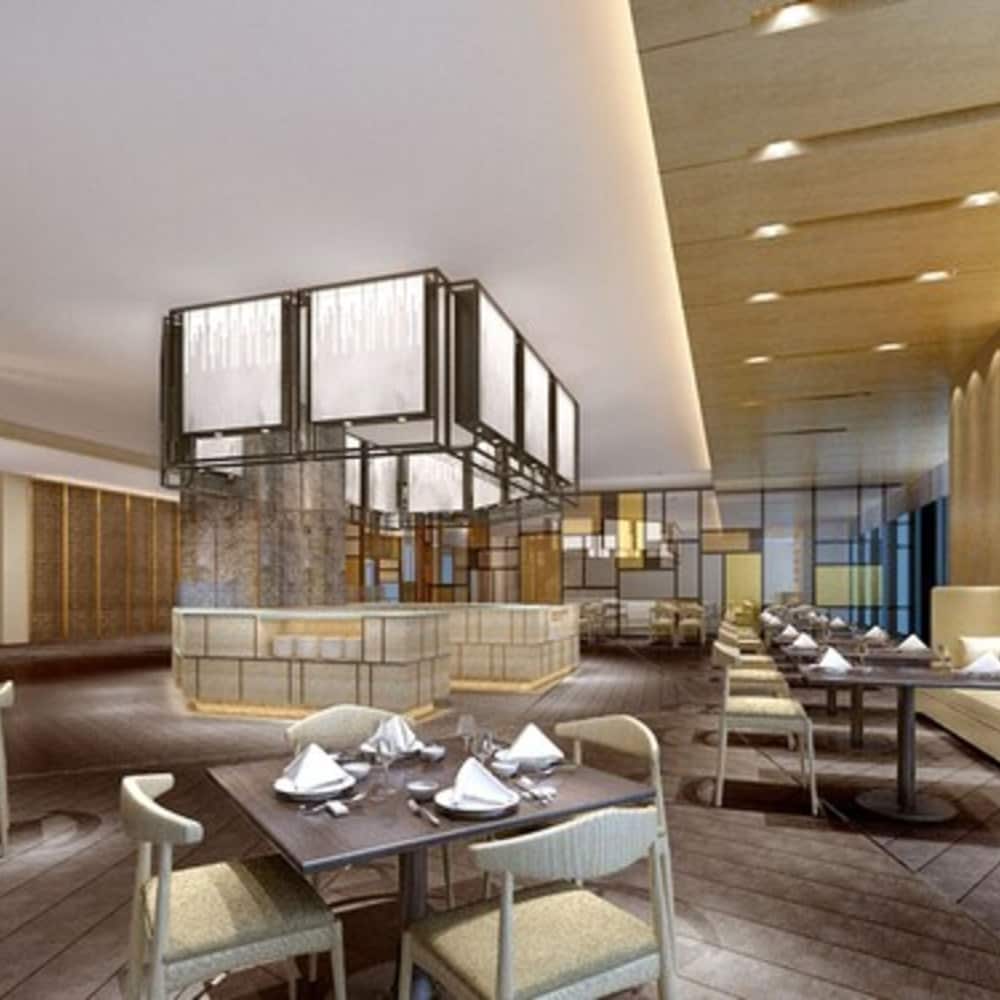 Golden Eagle Summit Hotel Yancheng 80/98