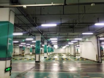 Metropolo Wuhan Sports Center Subway Station Dongfeng Avenue Hotel 5/23