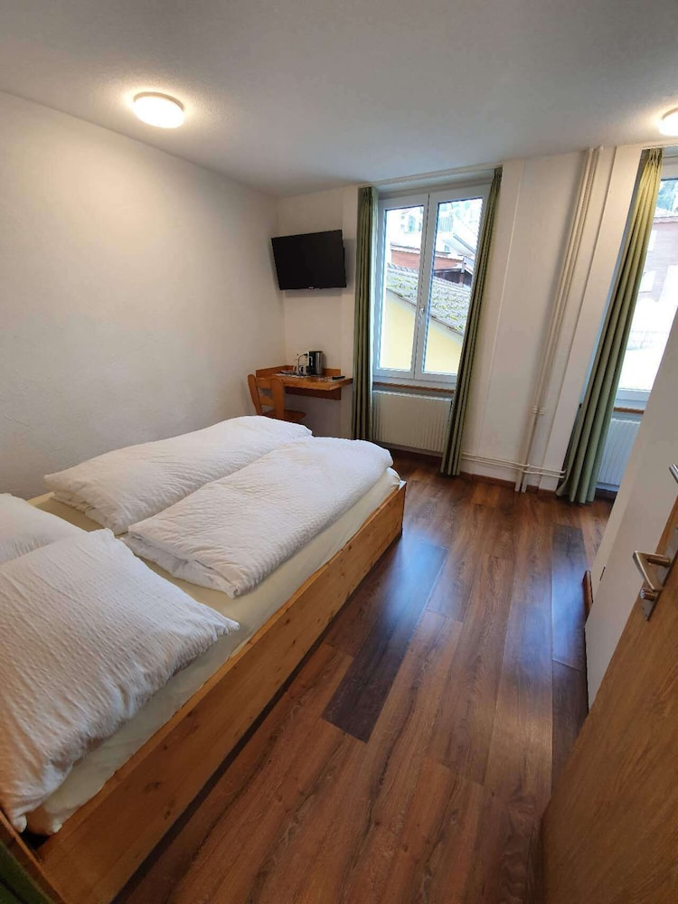 ECONOMY, DOUBLE BED