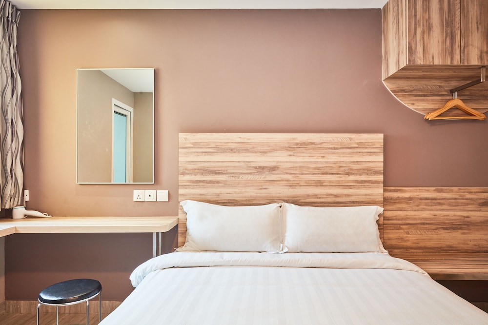 ibis budget Singapore Crystal 56/62