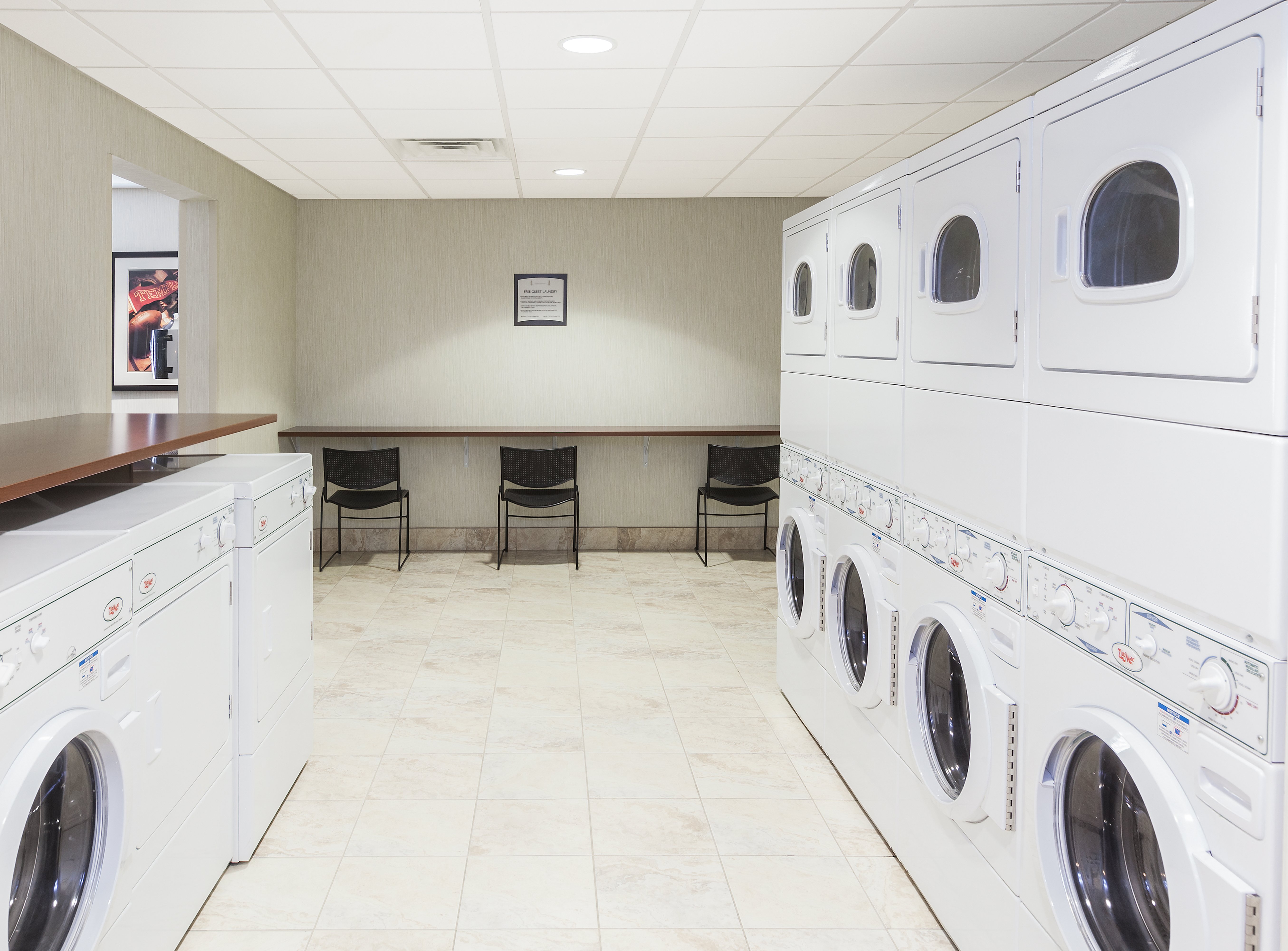 Staybridge Suites El Paso Airport Area 13/24